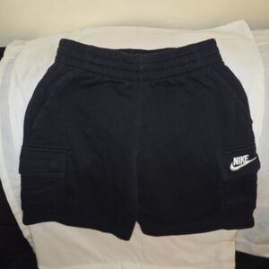 Nike Black Cargo Athletic Shorts Boys MEDIUM